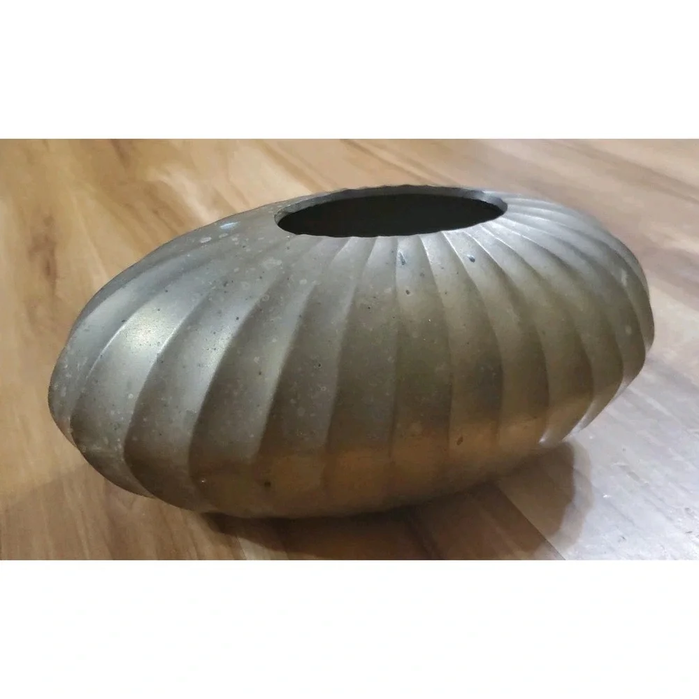 Vintage Solid Brass Oval Ribbed Scallop Vase Planter Decor 12